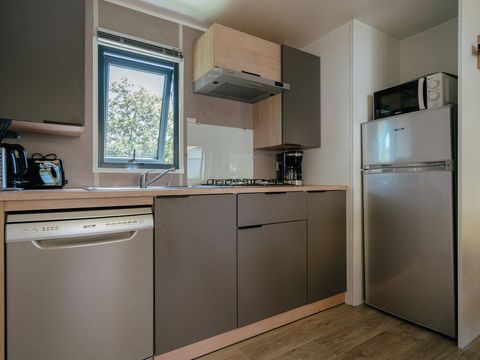 MOBILHOME 6 personnes - Premium | 3 Ch. | 6 Pers. | Terrasse surélevée | Clim. | TV