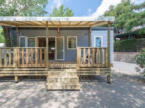 MOBILHOME 6 personnes - Comfort | 3 Ch. | 6 Pers. | Terrasse surélevée | Clim. | TV