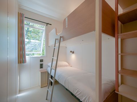 MOBILHOME 8 personnes - Comfort XL | 4 Ch. | 8 Pers. | Terrasse surélevée | 2 SDB | Clim