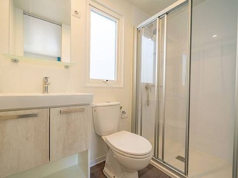 MOBILHOME 2 personnes - Mobil-home | Premium | 1 Ch. | 2 Pers. | Terrasse surélevée | Clim. | TV