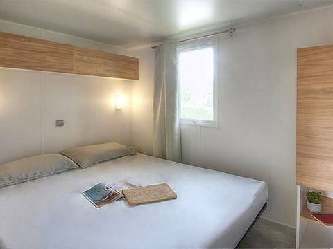 MOBILHOME 2 personnes - Mobil-home | Premium | 1 Ch. | 2 Pers. | Terrasse surélevée | Clim. | TV