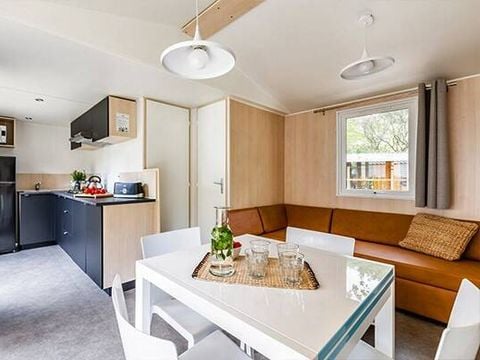 MOBILHOME 4 personnes - Ultimate | 2 Ch. | 4 Pers. | Terrasse surélevée | Douche tropicale | 1 SDB | Clim. | TV