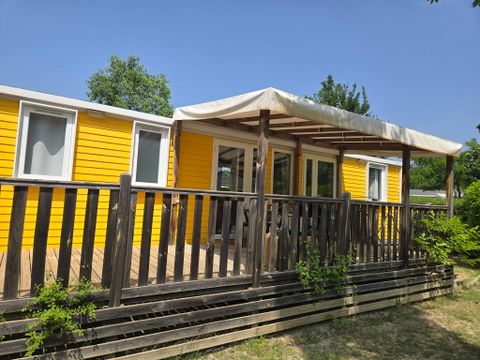 MOBILHOME 6 personnes - Mobil-home | Ultimate | 3 Ch. | 6 Pers. | Terrasse surélevée | 2 SDB | Clim. | TV