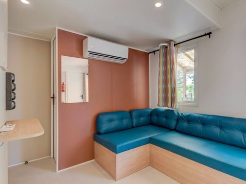 MOBILHOME 6 personnes - Mobil-home | Premium | 3 Ch. | 6 Pers. | Terrasse surélevée | Cuisine extérieure | 1 SDB | Clim. | TV