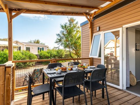 MOBILHOME 6 personnes - Mobil-home | Premium | 3 Ch. | 6 Pers. | Terrasse Lounge | Clim. | TV