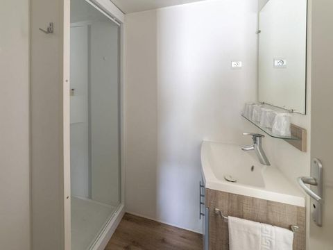 MOBILHOME 5 personnes - Confort 5 personnes