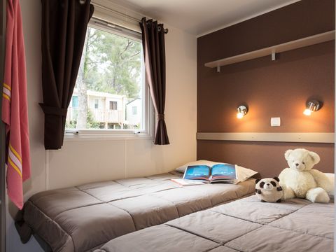 MOBILHOME 6 personnes - Mobil-home | Comfort XL | 2 Ch. | 4/6 Pers. | Terrasse surélevée | Clim.