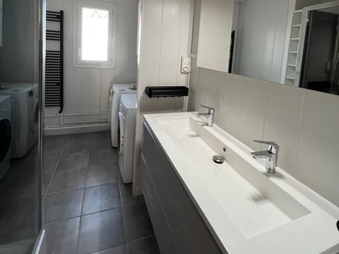 APPARTEMENT 10 personnes - 4 chambres - au 1er étage d'une maison