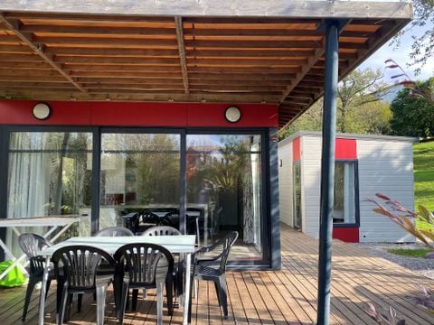 CHALET 6 personnes - ATLANTIS GRIS + 1 suite parentale dans un chalet séparé