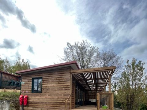 CHALET 6 personnes - ENBATA  4/6 personnes - séjour et terrasse  XL 