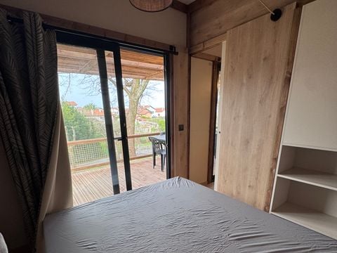 CHALET 6 personnes - ENBATA  4/6 personnes - séjour et terrasse  XL 