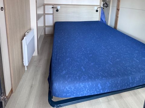 CHALET 6 personnes - ENBATA  4/6 personnes - séjour et terrasse  XL 