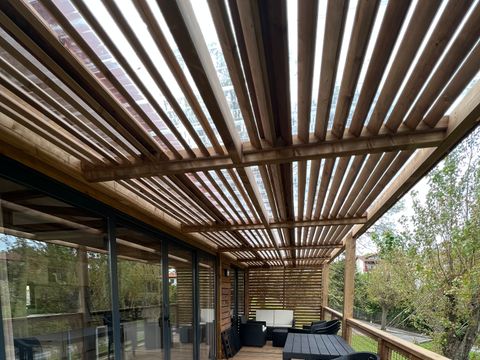 CHALET 6 personnes - ENBATA  4/6 personnes - séjour et terrasse  XL 