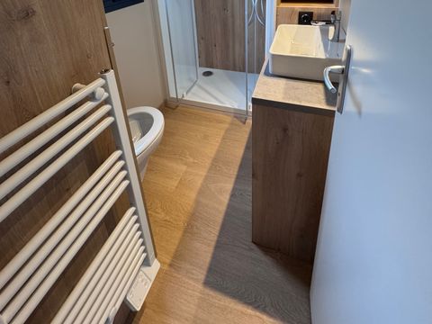 CHALET 6 personnes - ENBATA  4/6 personnes - séjour et terrasse  XL 