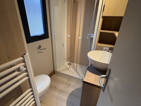 CHALET 6 personnes - ENBATA  4/6 personnes - séjour et terrasse  XL 