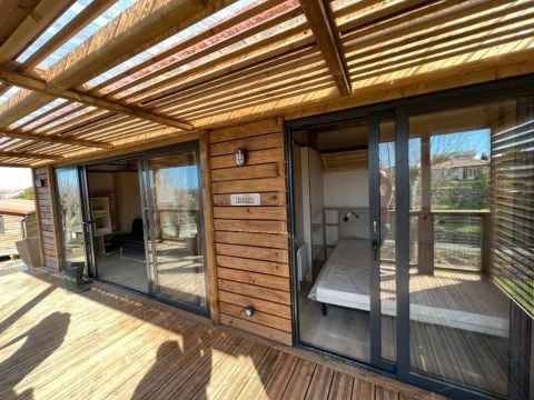 CHALET 6 personnes - ENBATA  4/6 personnes - séjour et terrasse  XL 