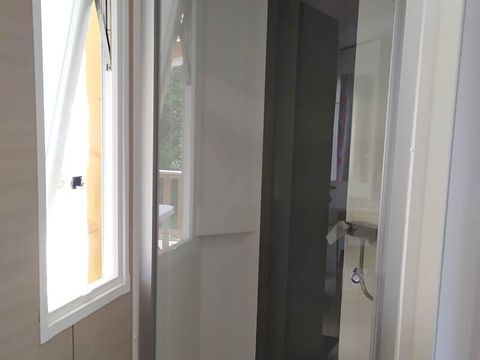 MOBILHOME 6 personnes - MH3 NIRVANA 33 m²
