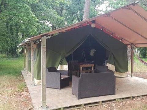 Tente en toile et en bois 5 personnes - AMERICAINE