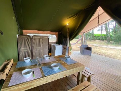 Tente en toile et en bois 5 personnes - AMERICAINE