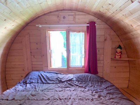 HÉBERGEMENT INSOLITE 2 personnes - BARREL (sans sanitaire)