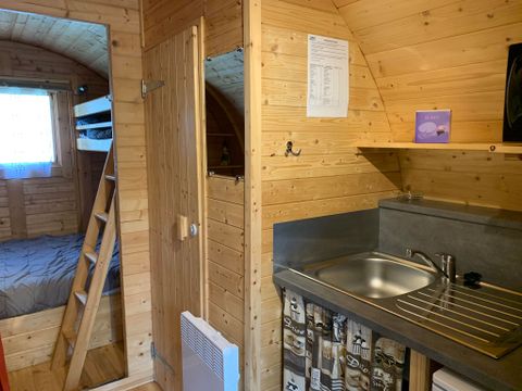 HÉBERGEMENT INSOLITE 3 personnes - BAREL  (sans douche)