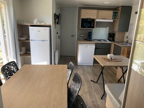 MOBILHOME 10 personnes - 10 places avec 2 SDB 2 WC