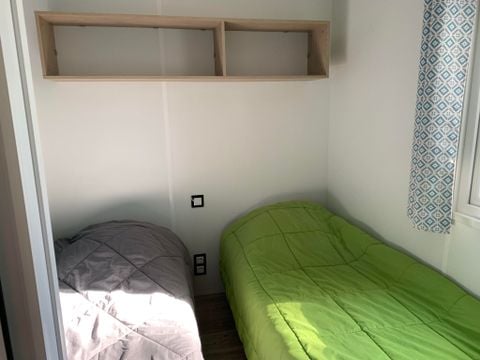 MOBILHOME 4 personnes - 4 pers. - Terrasse couverte - 2 chambres - SAMEDI