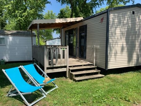 MOBILHOME 2 personnes - 2 pers. - Terrasse couverte - 2 chambres 2 Pers. SAMEDI