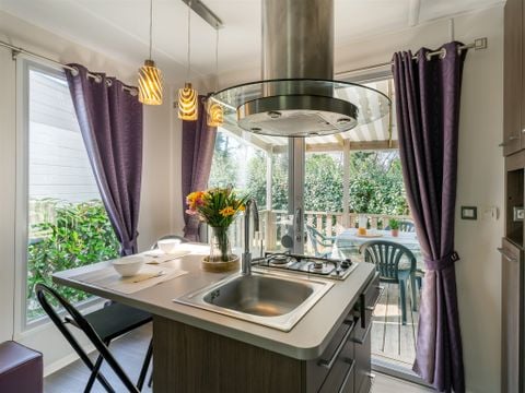 Mobilhome 2 personnes - Mobilhome Confort 20 m² (1 chambre) terrasse couverte + TV