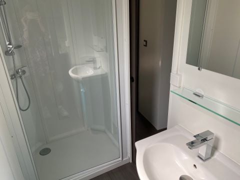Mobilhome 2 personnes - Mobilhome Confort 20 m² (1 chambre) terrasse couverte + TV