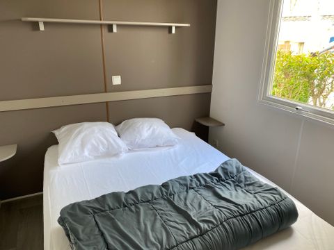 Mobilhome 4 personnes - Mobilhome Standard 25m² (2 chambres) terrasse couverte + TV