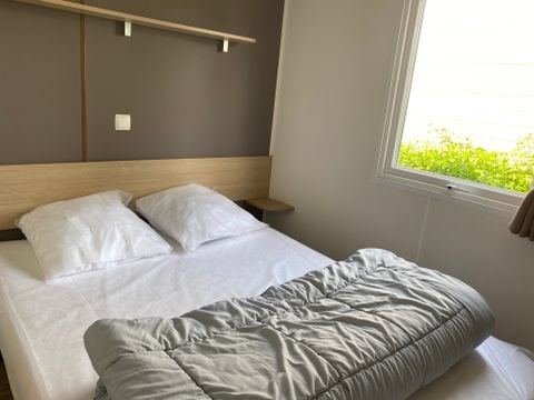 Mobilhome 6 personnes - Mobilhome Standard 35m² (3 chambres) avec terrasse couverte + TV