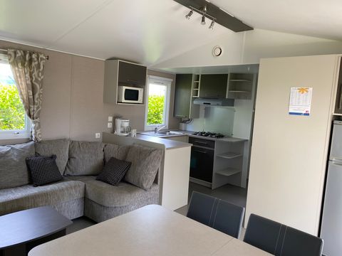 Mobilhome 6 personnes - Mobilhome Premium 40 m² (3 chambres, 2 salles de bain) avec terrasse couverte + TV