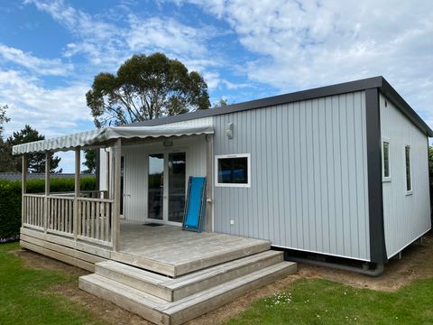 Mobilhome 4 personnes - Mobilhome Premium 40 m² (2 chambres, 2 salles de bain) avec terrasse couverte + TV + LV