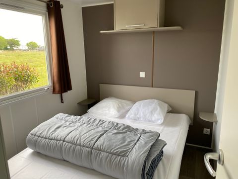 MOBILHOME 8 personnes - Mobilhome Confort 40 m² (4 chambres) avec terrasse couverte + TV