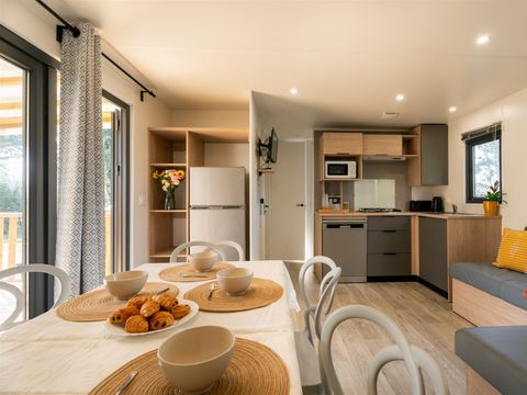 MOBILHOME 8 personnes - 4Ch Premium - 2SDB + TV + LV