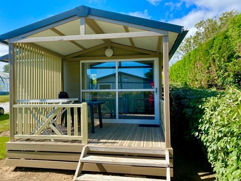 CHALET 4 personnes - Chalet Standard 20 m² (2 chambres) avec terrasse couverte +TV