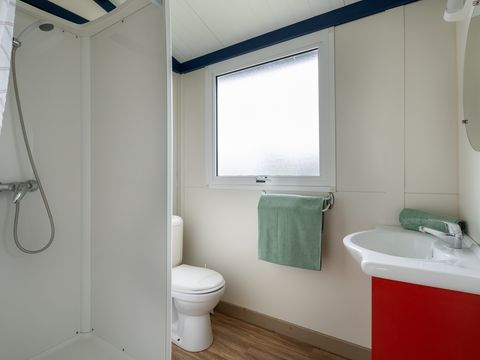 CHALET 4 personnes - Chalet Standard 20 m² (2 chambres) avec terrasse couverte +TV