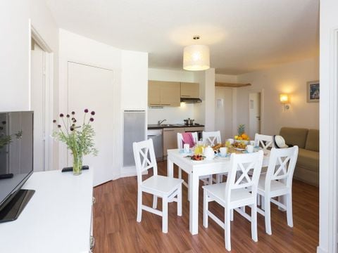 APPARTEMENT 4 personnes - 2 pièces 4 pers. côté mer