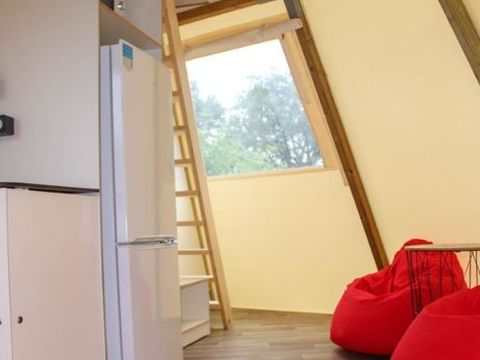HÉBERGEMENT INSOLITE 4 personnes - TIPI 4
