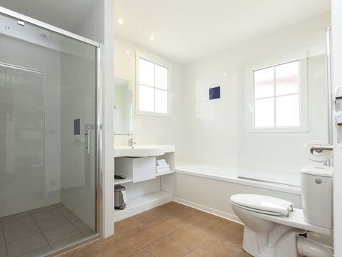 VILLA 10 personnes - 8/10 pers.