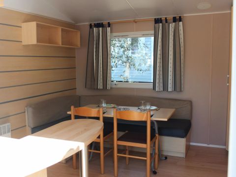 MOBILHOME 6 personnes - ESSENTIEL 3 Pièces 4/6 Personnes + TV