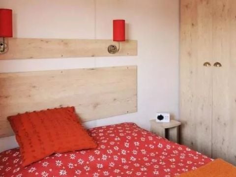 Hébergement 4 personnes - Roulotte ESSENTIEL 3 Pièces 4 Personnes + TV