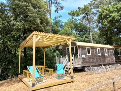 Hébergement 4 personnes - Roulotte ESSENTIEL 3 Pièces 4 Personnes + TV