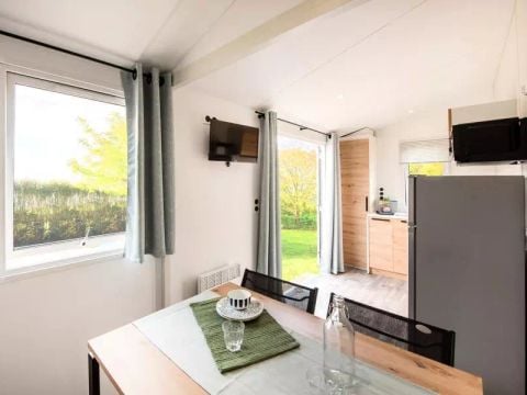 MOBILHOME 4 personnes - ESSENTIEL 2 Pièces 2/4 Personnes + TV