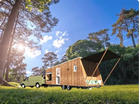 CARAVANE 4 personnes - Karlotte Aventures 3 Pièces 4 Personnes