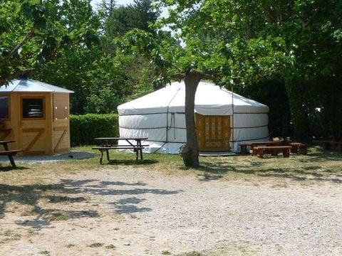 HÉBERGEMENT INSOLITE 4 personnes - Traditionnelle de Mongolie