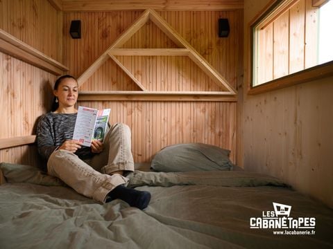 HÉBERGEMENT INSOLITE 2 personnes - Cabanétape