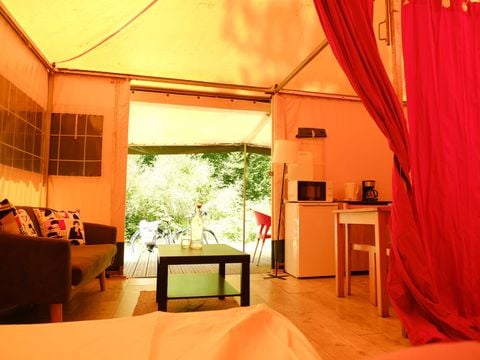 BUNGALOW TOILÉ 4 personnes - des bois