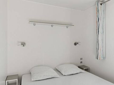 MOBILHOME 4 personnes - Comfort | 2 Ch. | 4 Pers. | Terrasse surélévée non couverte